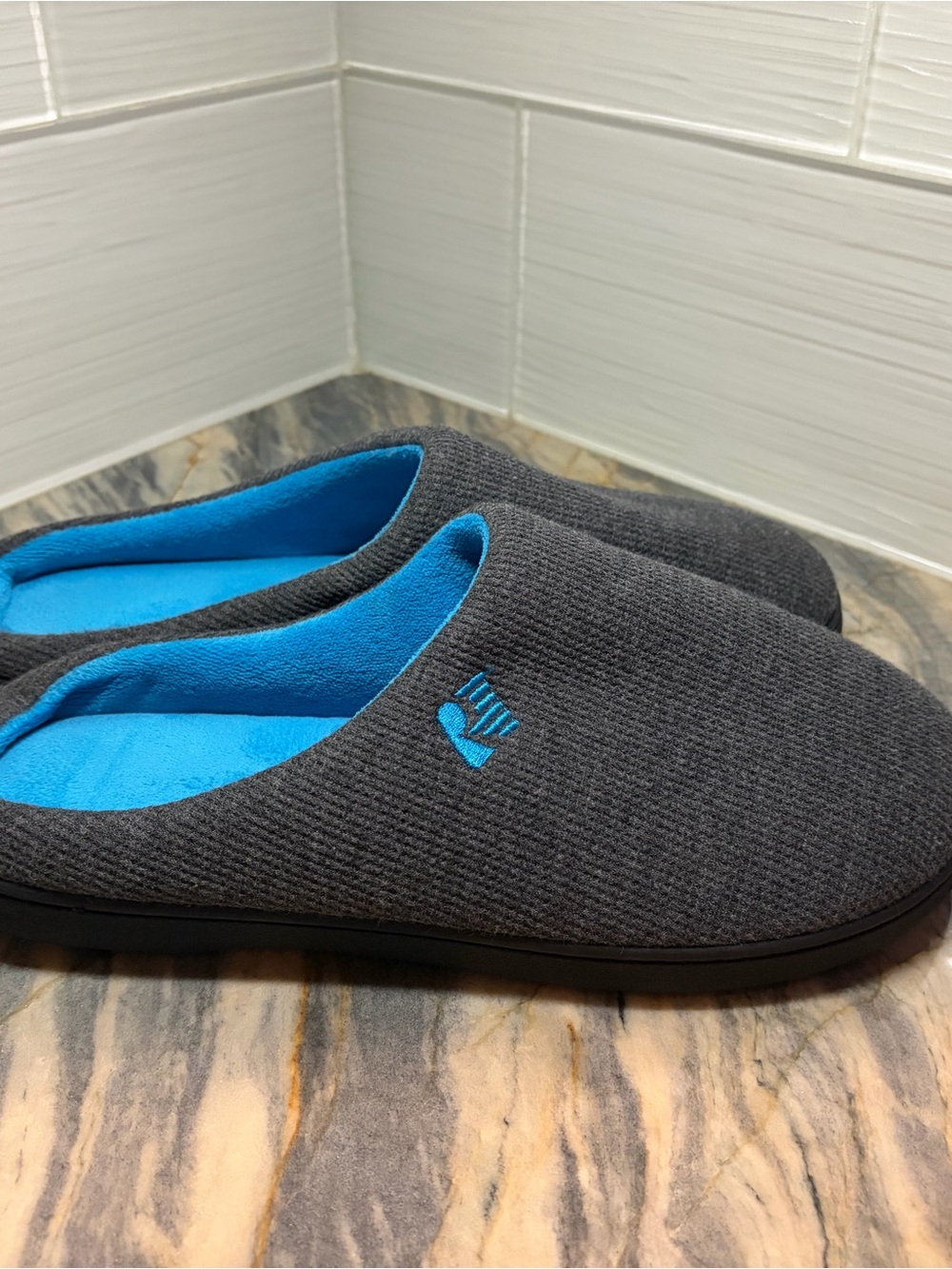 Rockdove Two Tone Memory Foam Slippers Dark Gray Blue Mens Size Large 11-12